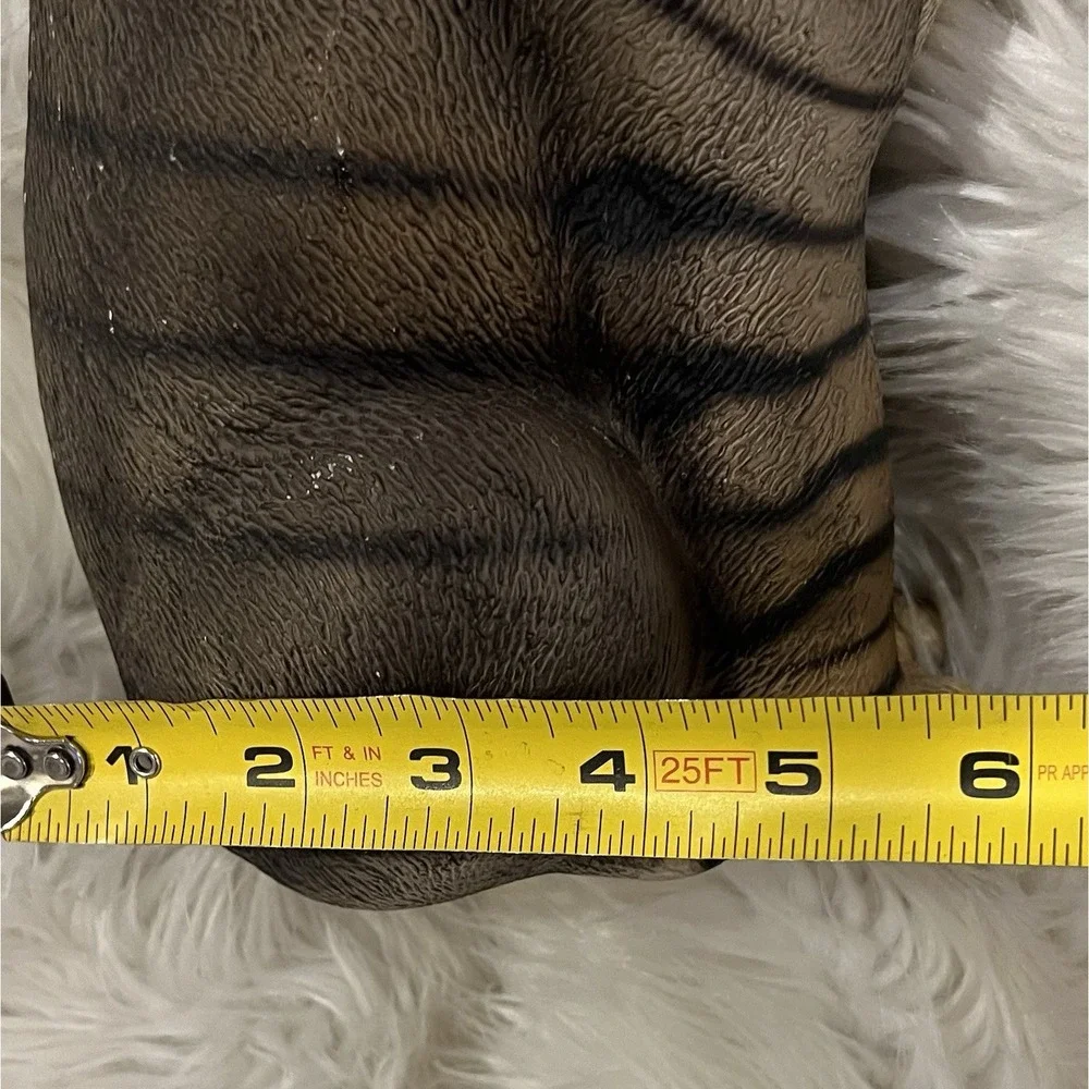 Vintage Harvey Knox Cat Statue‎ Figurine Gray Tabby Numbered Japan 12